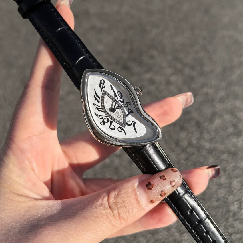 Luxury Melting Watch Couple Irregular Shape Quartz Watch Surrealist Creative Design Leather Watch for Men Women Lovers Gift 2026