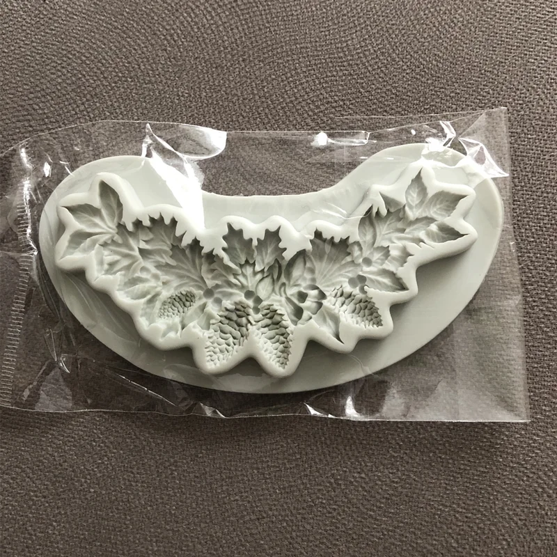 Silicone Christmas Mold Leaf Foliage Branch Pineal Cone Resin Tools Cupcake Fondant Cake Lace Decorating Tools For Baking