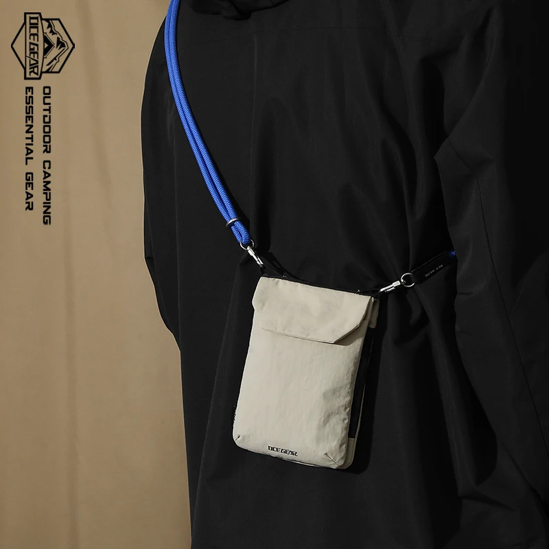 

Outdoor Leisure Faionable Crossbody Bag RFID Anti-Theft Travel Document Storage Passport Bag Nylon Material ex