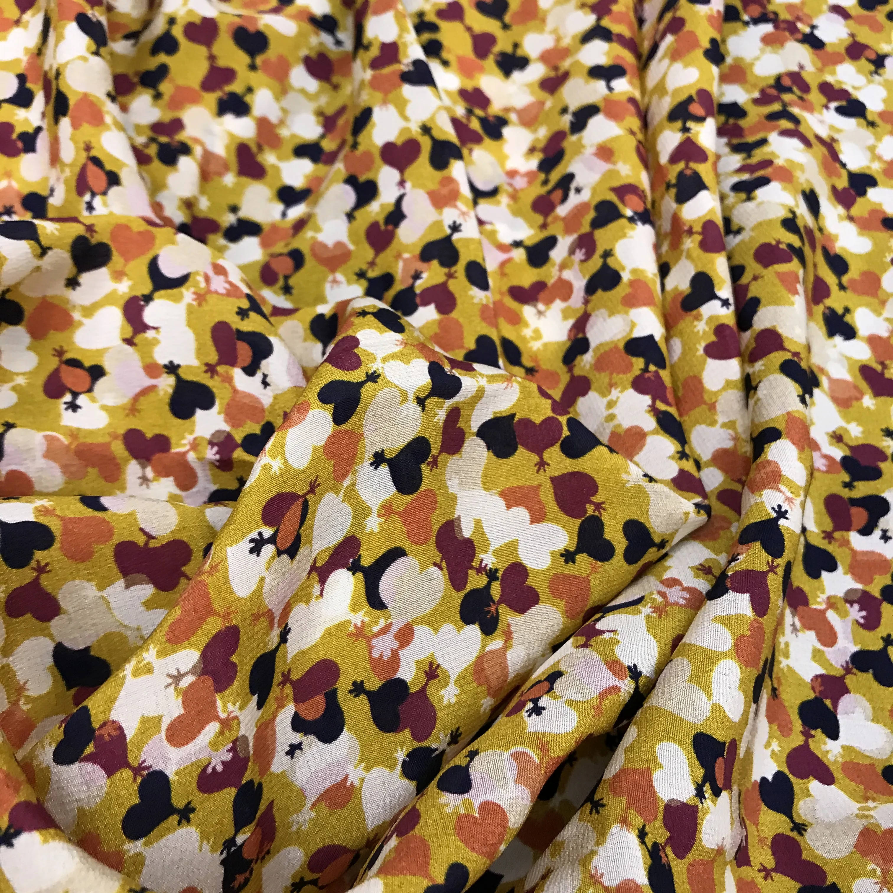 1 meter 100% Mulberry Silk 15 momme Crepe Silk Fabric Yellow Hearts Printed 138cm 54