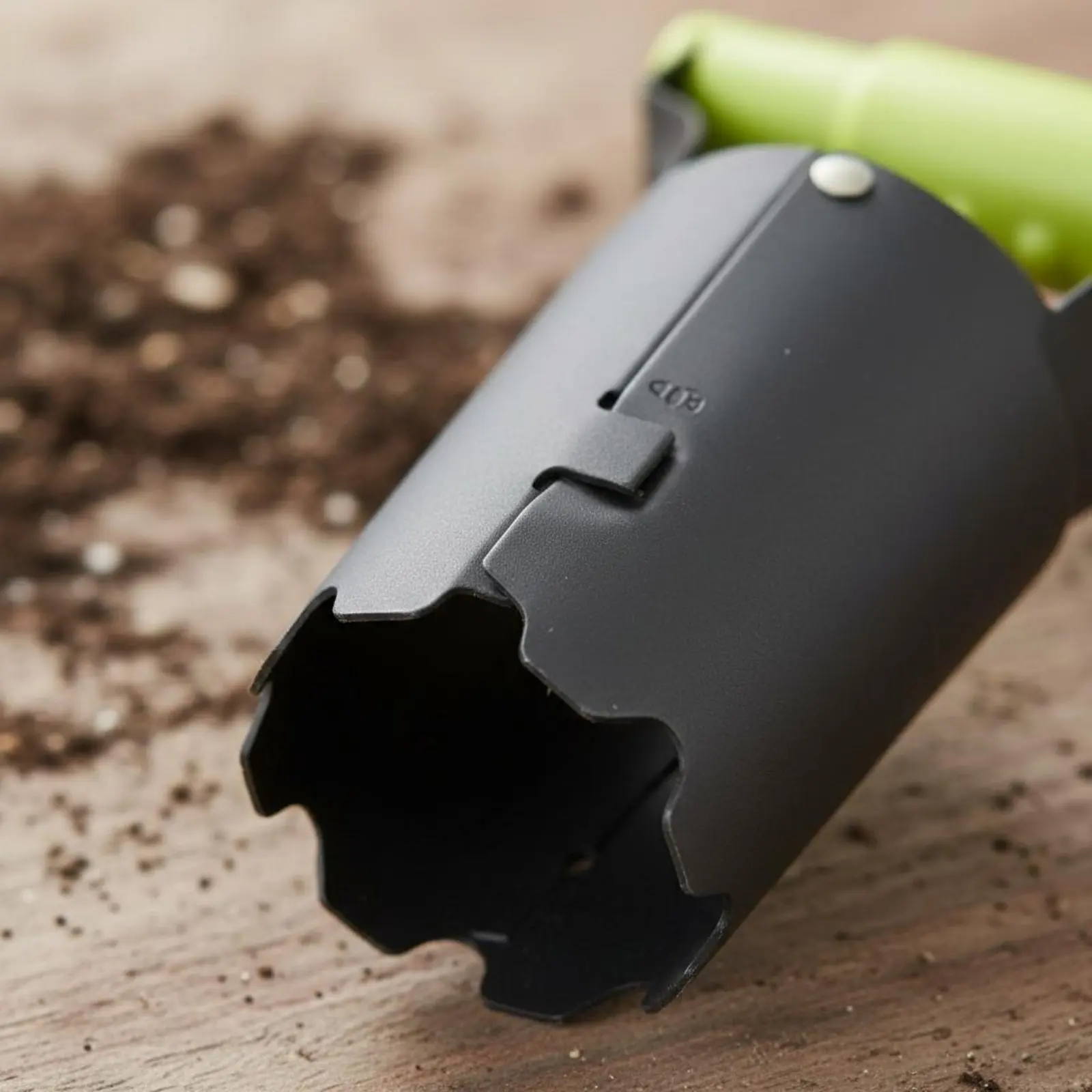 

Cylindrical Seedling Dibber Hole Digging Transplanting Tube Tool Seedling Transplanter Narrow Rim Dibber Planter for Farm