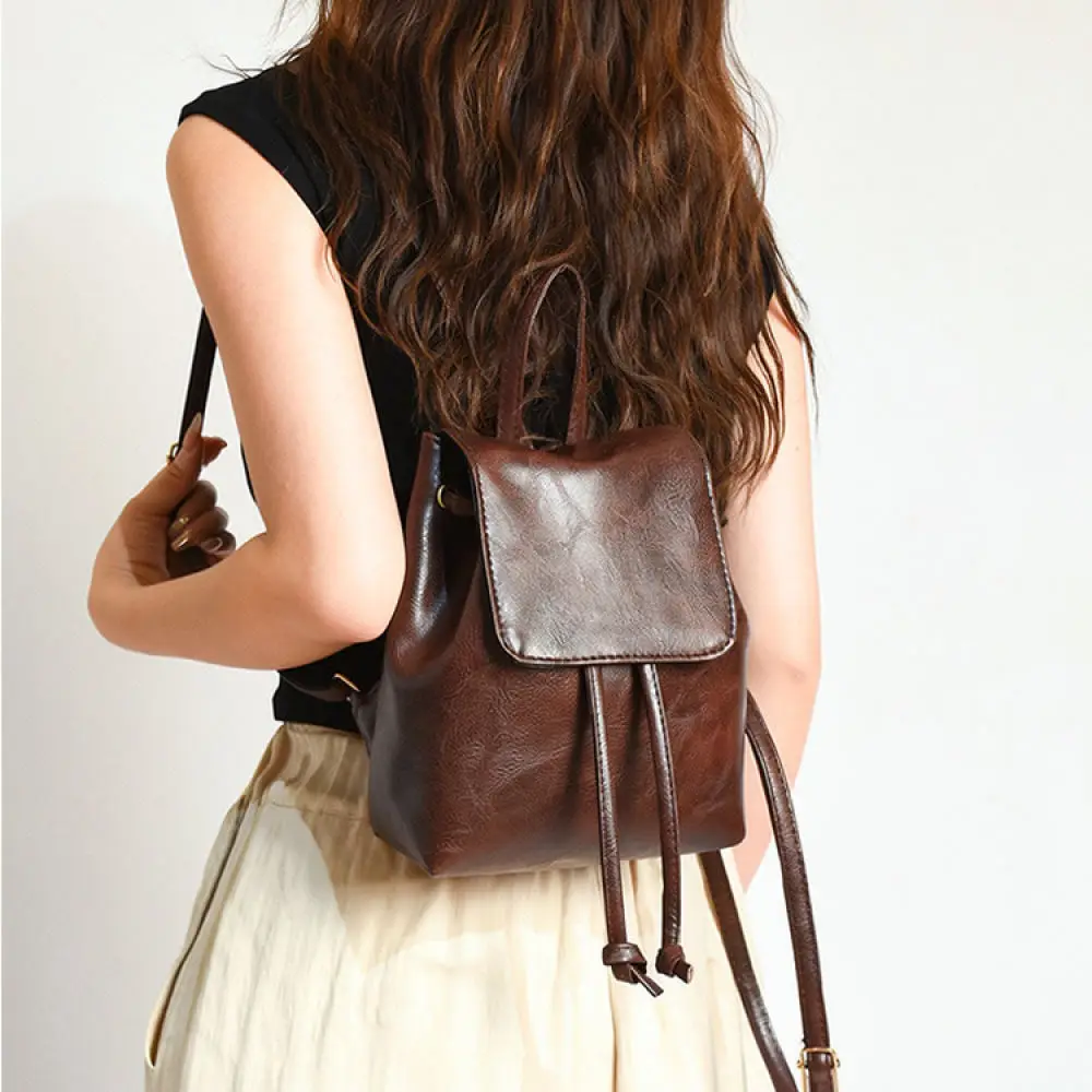Large Capacity Casual Backpack Women Fashion 2025 Summer Street Trend PU Leather Travel Bag Durable Schoolbag