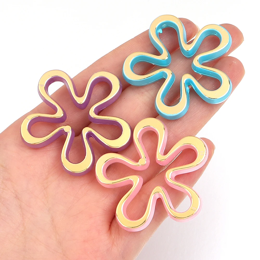 10 Stück/Set, goldfarbene, hohle Blumen-Acrylperlen, lose Perlen zum Verzieren, für die Herstellung von Schmuck, Schlüsselanhängern und Ohrringen. – Detail 5