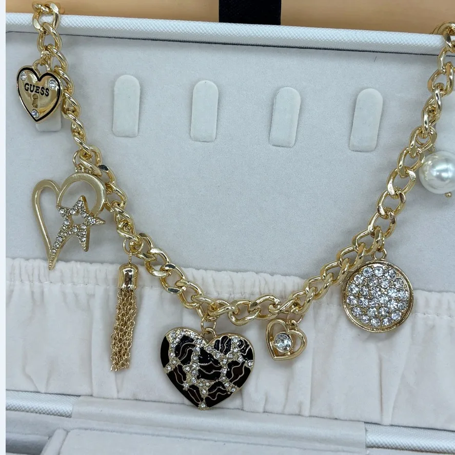 

2025 Fashion Heart Pendant Metal Curb Chain Necklace For Women Bohemia Retro Trendy Holiday Party Accessories Birthday Gifts