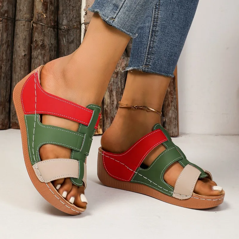 أحذية السيدات 2025 إسفين الصنادل النسائية الصنادل الرومانية غير رسمية الإناث مختلط الألوان المفتوحة تو أحذية المرأة الصيف منصة Sandalias