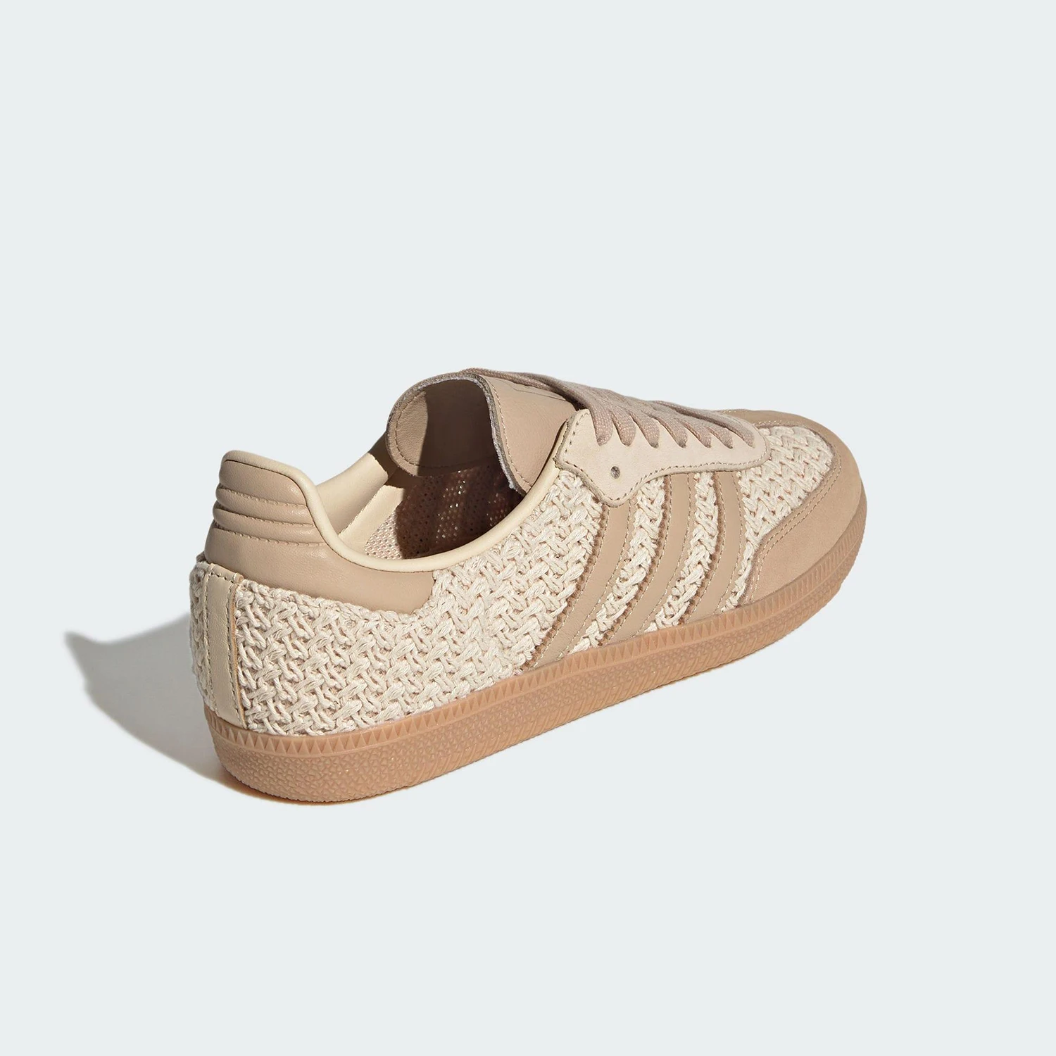 מעלי אדידס חאקי