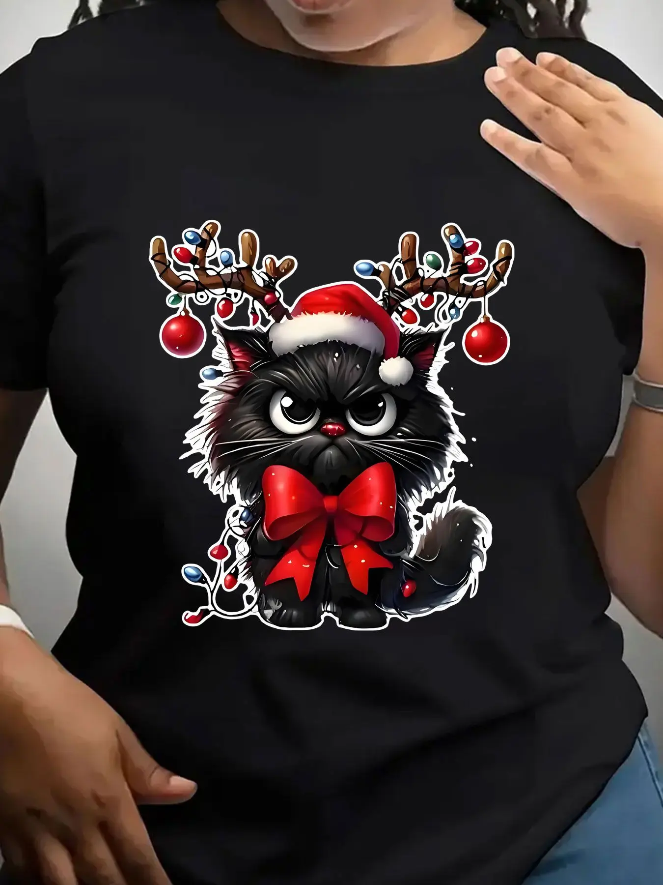 Women's Trendy Crew Neck T-Shirt Black Cat Wearing Santa Hat Suitable for Casual Sportswear