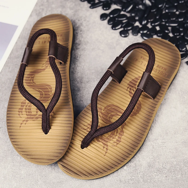 Neue Flip-Flops für Herren, super bequeme und modische Flip-Flops für Herren, Sommer-Strand-Flip-Flops, modische, atmungsaktive Flip-Flops für Herren