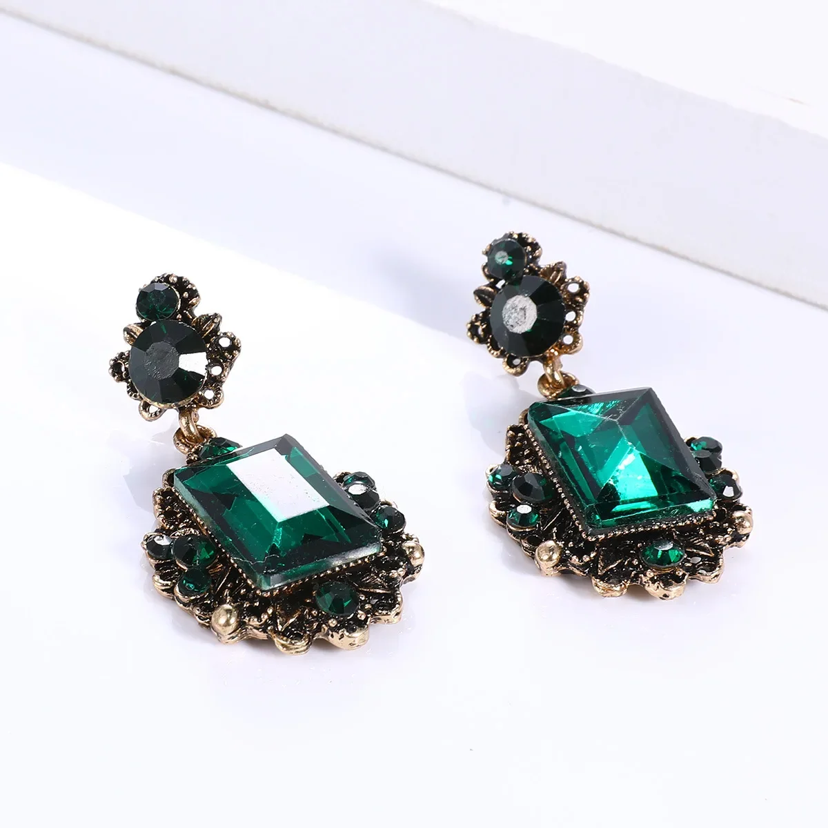 Retro Antiqued Bronze Deep Green Chunky Stone Pendant Dark Blue Big Drop Earring for Women Girls Vintage Jewelry
