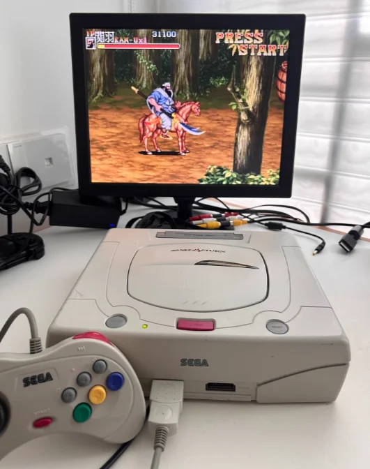 

Brand new 15-inch retro low-resolution game console full-view ips matte screen, no reflection, video AV port HDMI input