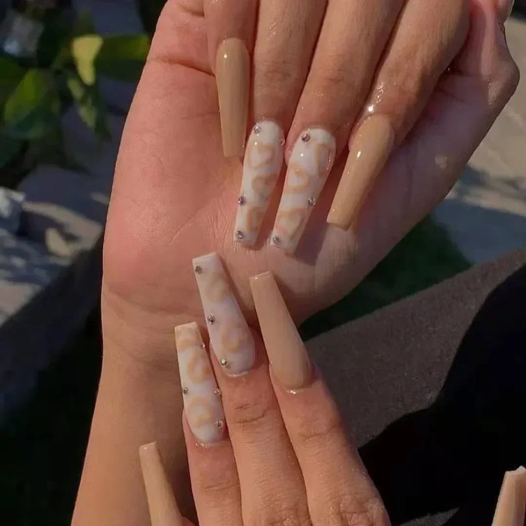 

24Pcs White Edge False Nails Flower with French Design Long Wearable Fake Nails Pink Simple Full Cover Press on Nail Tips Art