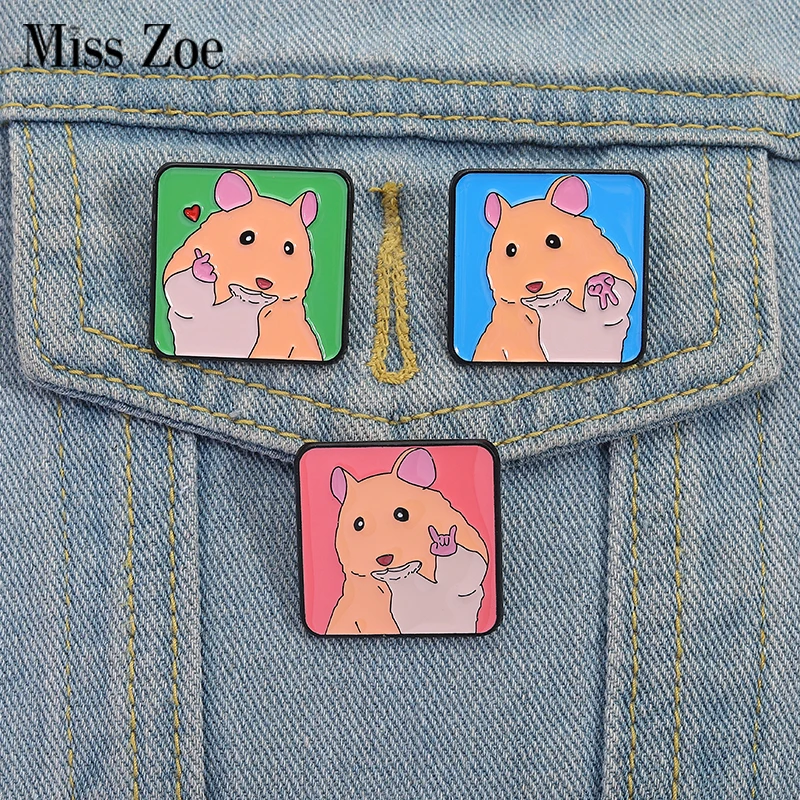 Hamster Taking Photos Enamel Pins Custom Cute And Adorable Brooches Lapel Badges Clothes Animal Jewelry Gift for Kids Friends