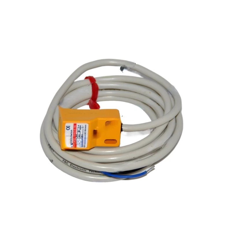 Proximity switch 3-wire, SN04-P, special sale