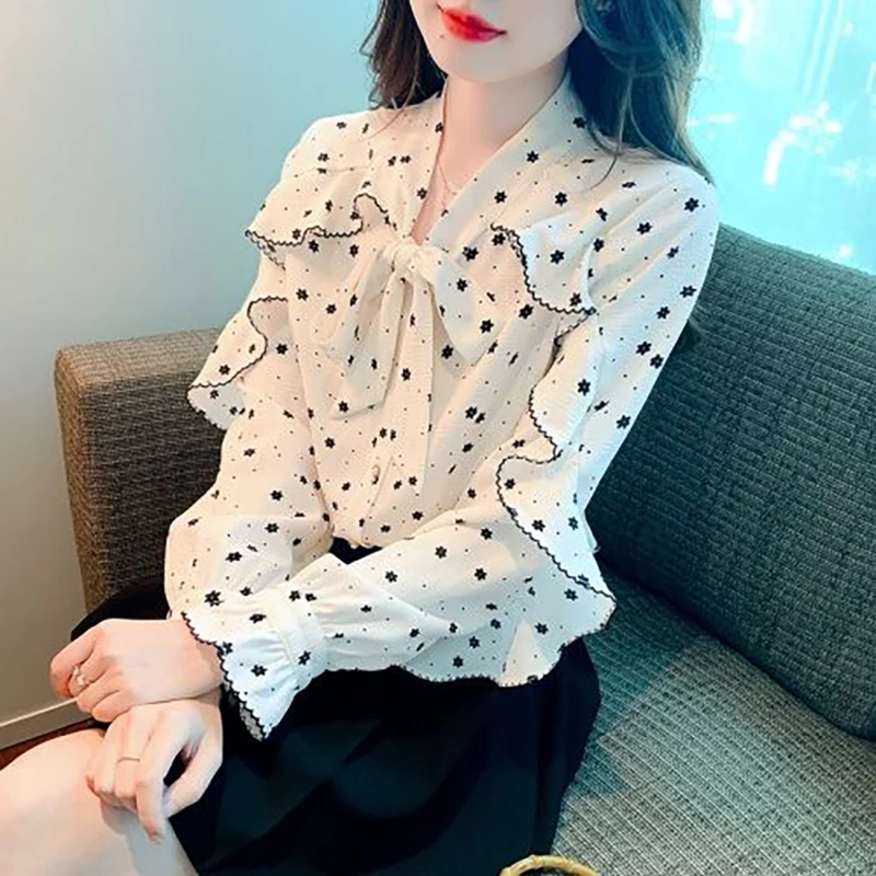 

Fashion V-Neck Printed Ruffles Lace Up Bow Shirts Female Clothing Spring Autumn New Loose Floral Tops Sweet Chiffon Blouses