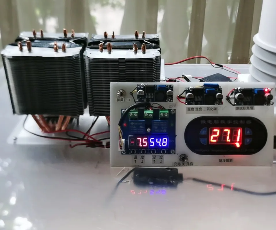 Small refrigerator incubator cooling pet air conditioner KJ-K100Diy refrigerator semiconductor refrigeration film high-power