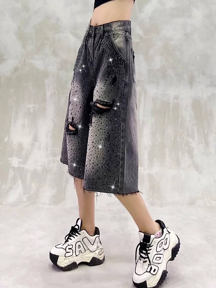 Pantaloni medi in denim con strass retrò stile americano da donna estate 2025 nuovi pantaloni larghi cinque quarti personalizzati da strada