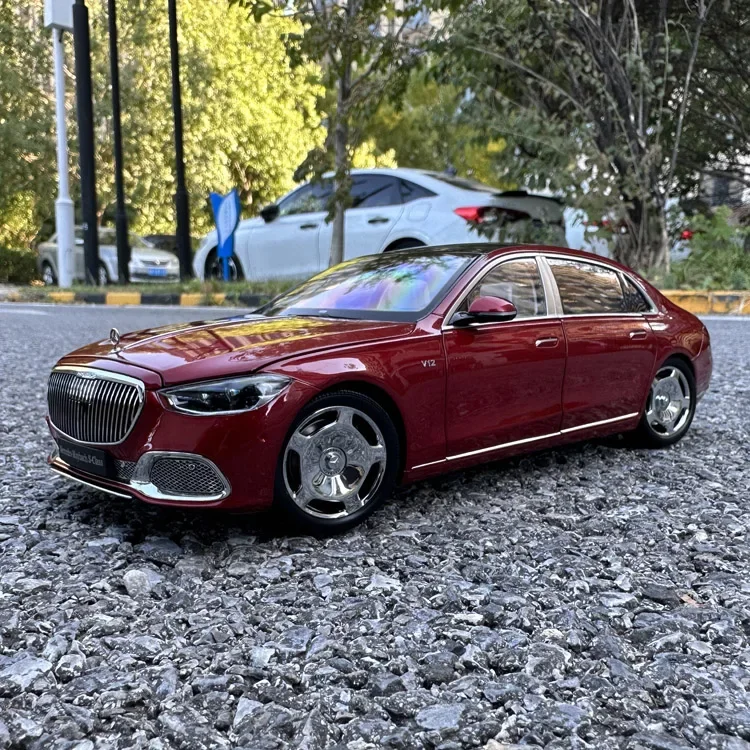 Mercedes Maybach-coche modelo s-clas S680 2021 de aleación estática fundido a presión, decoración de colección, juguetes para niños, regalos de vacaciones para niños, 1:18