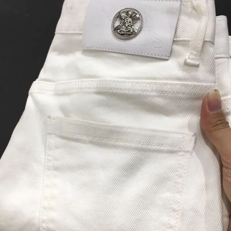 الأبيض الدنيم السراويل الرجال العلامة التجارية العصرية الراقية حك سليم المناسب مطاطا مستقيم خمس نقاط السراويل الصيف الكورية رجل الملابس