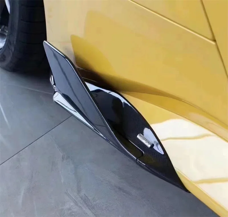 

Подходит для модифицированных автомобильных аксессуаров Ferrari 488 GTB от 15 до 18 лет, боковых полос из углеродного волокна, автомобильных инструментов.