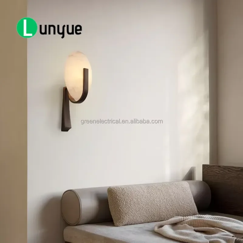 Luxury Hotel Bedside Reading Lamp Flexible LED Wall Mounted Light Iron Gooseneck Touch Control Modern Design for Bedroom