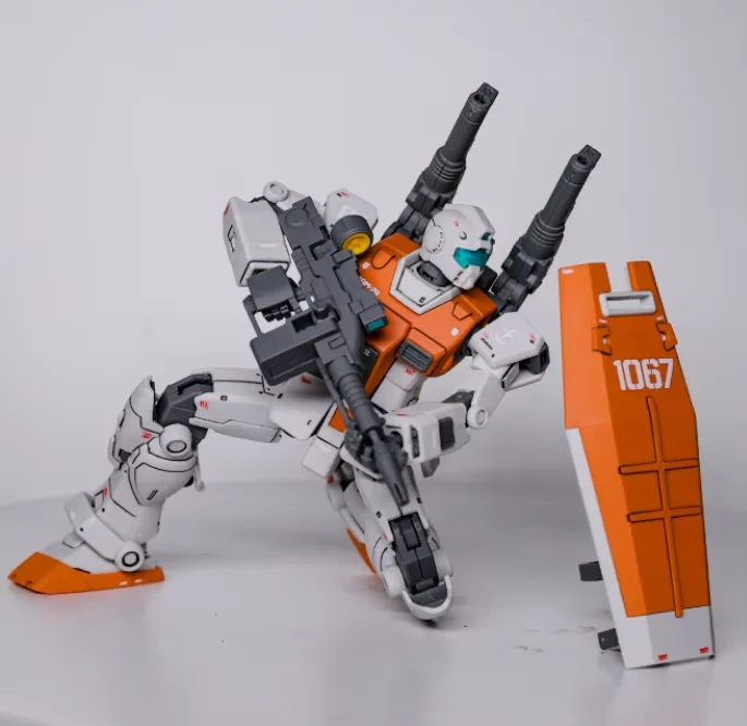 Gaoke 1/144 RGM-79 GM روبوت الجمعية أطقم منمذجة مع مدفع الكتف صاروخ جراب عمل الشكل نموذج بلاستيكي للأطفال لعبة الهدايا