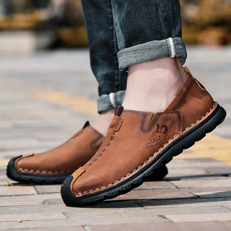 Nieuwe Grote Herenschoenen Split Lederen Heren Casual Schoenen Mode Topkwaliteit Rij Mocassins Slip On Loafers Heren Platte Schoenen