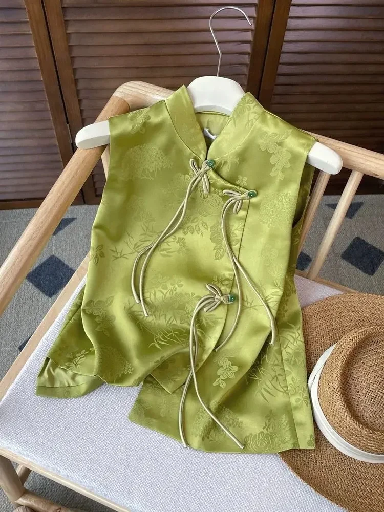 2026 New Chinese Casual Versatile Jacquard Vest Tops French Modernized Sleeveless Qipao Retro Disc Buckle Tassel Green Waistcoat
