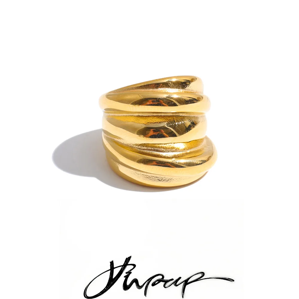Anillo ancho de acero inoxidable, tamaño 678, resistente al óxido, con textura personalizada, ideal para el uso diario como joya para el dedo.