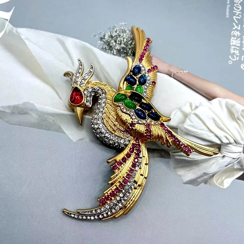Vintage Niche Phoenix Brooch Heavy Industry Retro Rhinestone Animal Zinc Alloy Paradise Bird High-End Unisex Luxury Pin Brooches