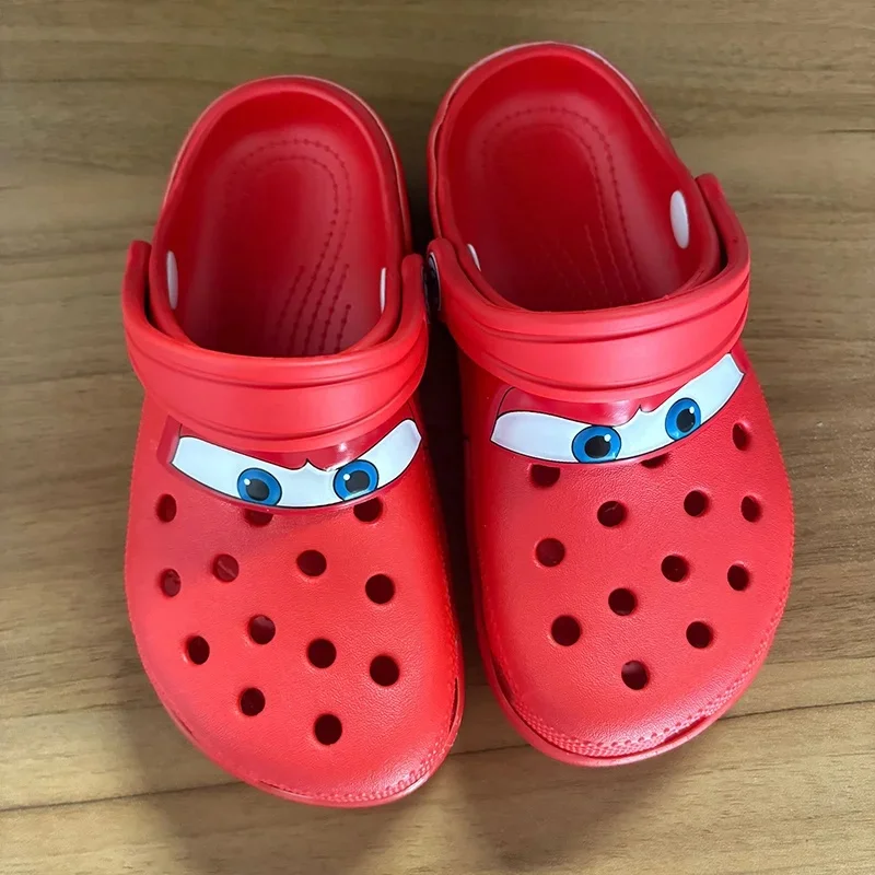 

Новинка 2023 года, детские повседневные тапочки с изображением молнии Mcqueens, уличная нескользящая удобная обувь из ЭВА, пляжные дышащие сандалии, детские сандалии