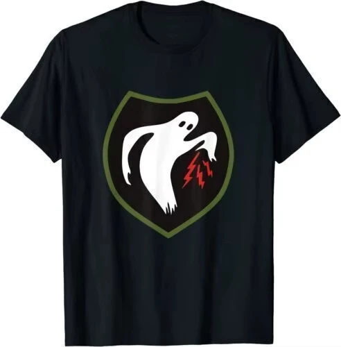 

НОВАЯ ОГРАНИЧЕННАЯ футболка 23 года с нашивкой Ghost Army времен Второй мировой войны. Высококачественная, удобная и мягкая.
