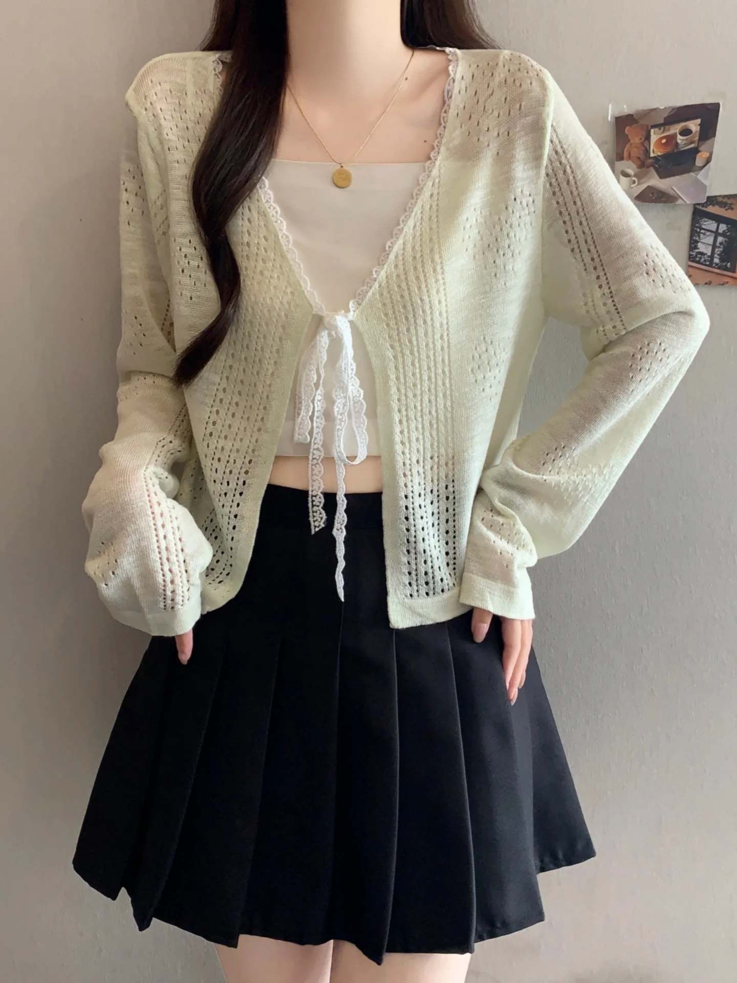 

Slim Fit Short Ice Silk V-Neck Cardigan Women's Summer 2026 plus Size Air Conditioning Cover up Korean Style Knitted Top