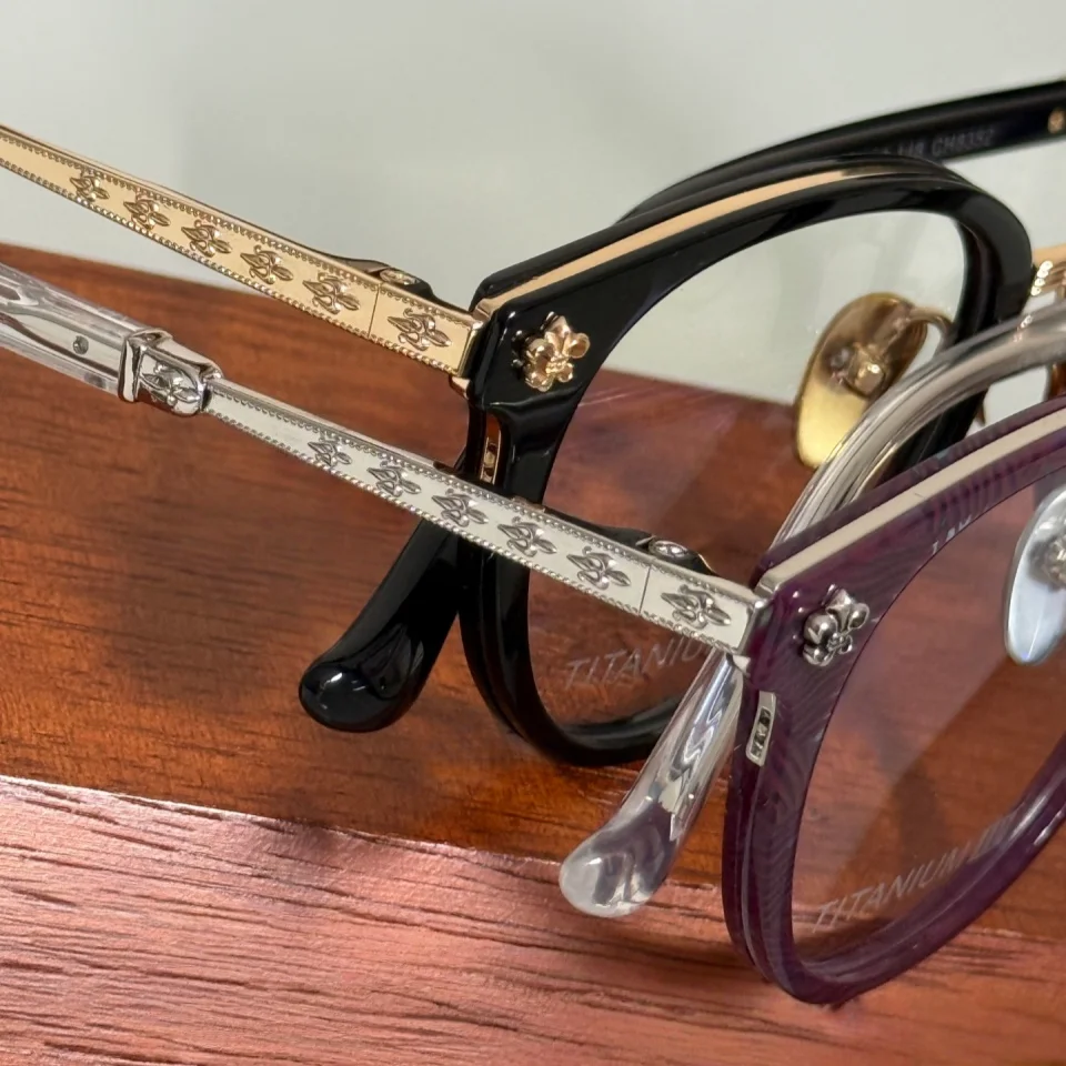Gafas de lujo para hombre y mujer 2026: Montura de acetato de diseño de marca de alta gama con patrón de tallado retro exquisito, novedad de moda mundial.