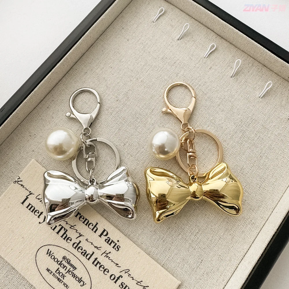 Niche Design Pearl Big Bow Car Keychain Pendant Headphone Cover Bag Accessories Hanging Accessories Chians