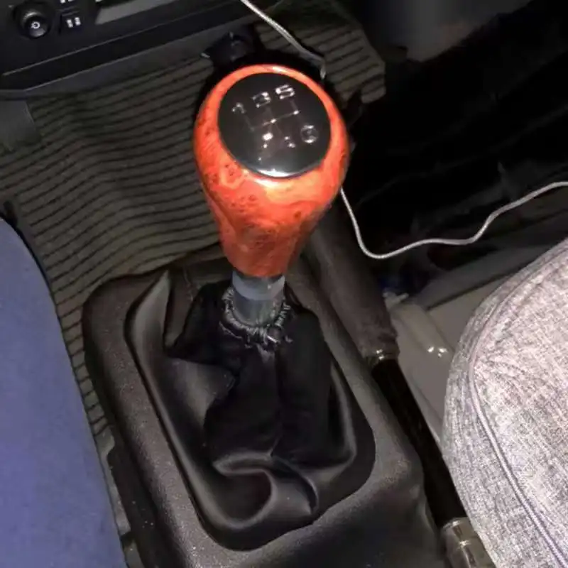 Universal Car Styling Carbon Fiber / Wooden Shifter Lever Knob Manual Gear Shift Knob 5 Speed