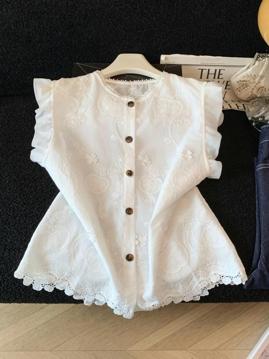 

White Embroidered Lace Hollow out Sleeveless round Neck Shirt for Women Unique Wood Grain Button Summer New Style Top