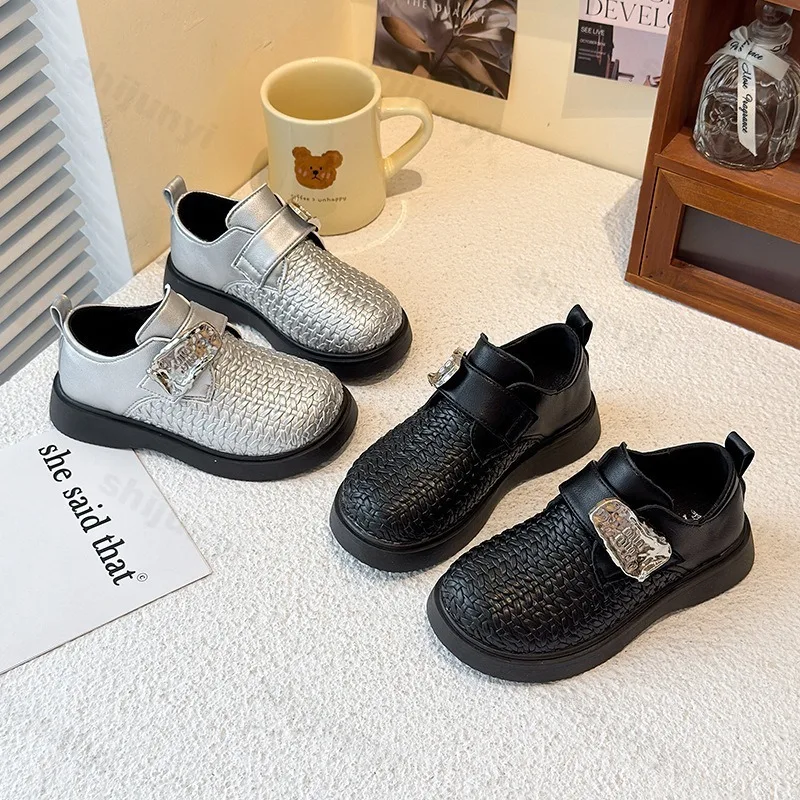 

Новинка осени 202, детские тканые повседневные туфли в стиле ретро, модные удобные туфли без шнуровки на плоской подошве для девочек с неглубоким носком