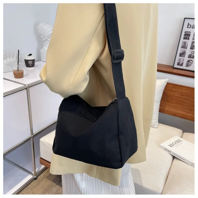 2023 Large-capacity Shoulder Bag New Women's Fashion Simple Commuter Messenger Tote Bag Luxury Designer Handbag Women Bag