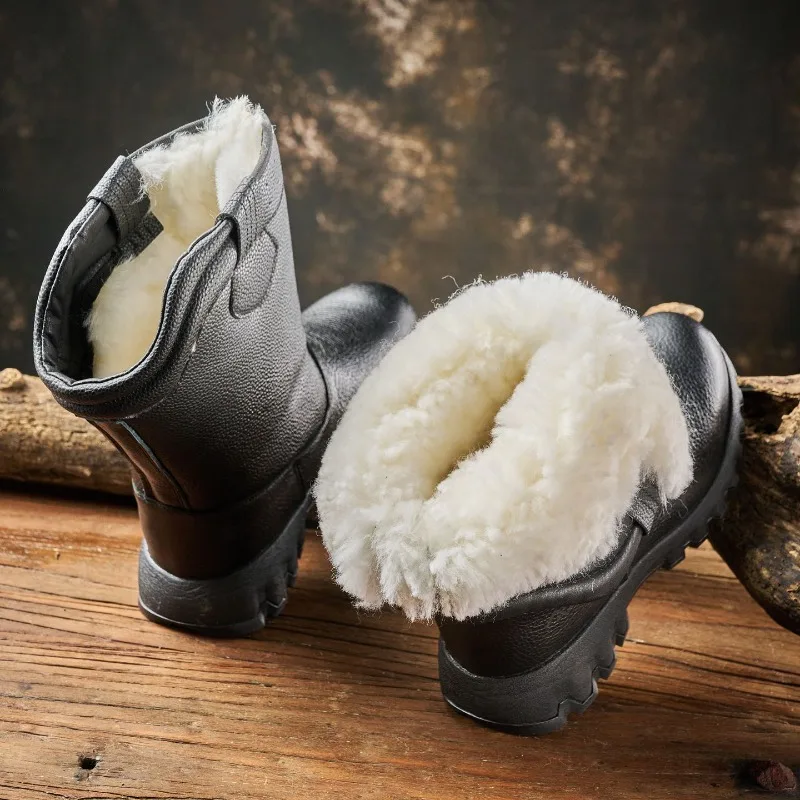 Russian Outdoor Cold‑Resistant Genuine Leather Wool Snow Boots Men Winter Thickened Warm High‑Top Riding Boots