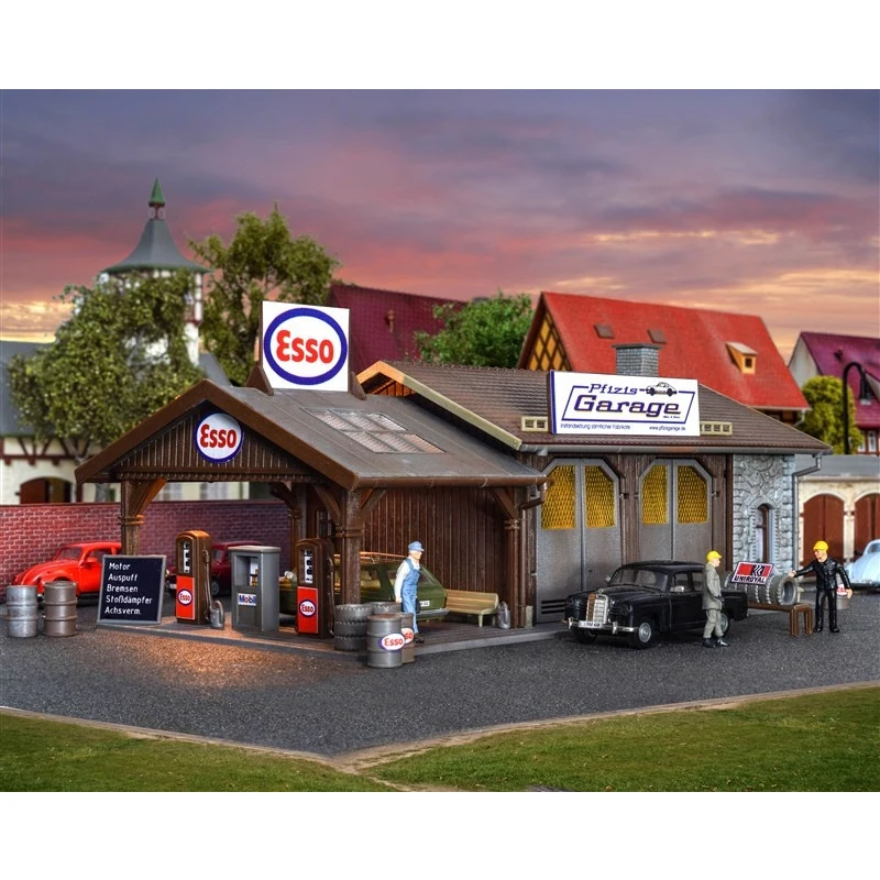 HO 1/87 Architectural Model 45599 Service Station with Gas Station Miniature Scene Series Sand Table Landscape