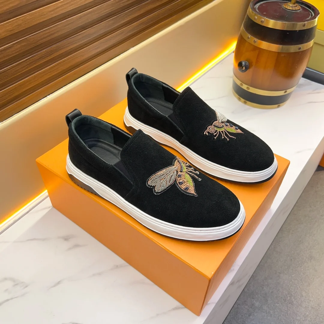 

Trendy luxury Genuine leather men's type Sports shoes fashion casual sneaker first layer cowhide running shoes