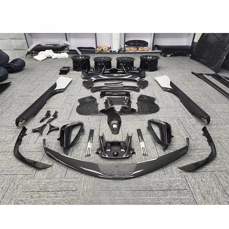 Dry Carbon Fiber Body Kit Front Lip Rear Spoiler Rear Diffuser Side Skirts for SF90 OEM Style Auto Parts