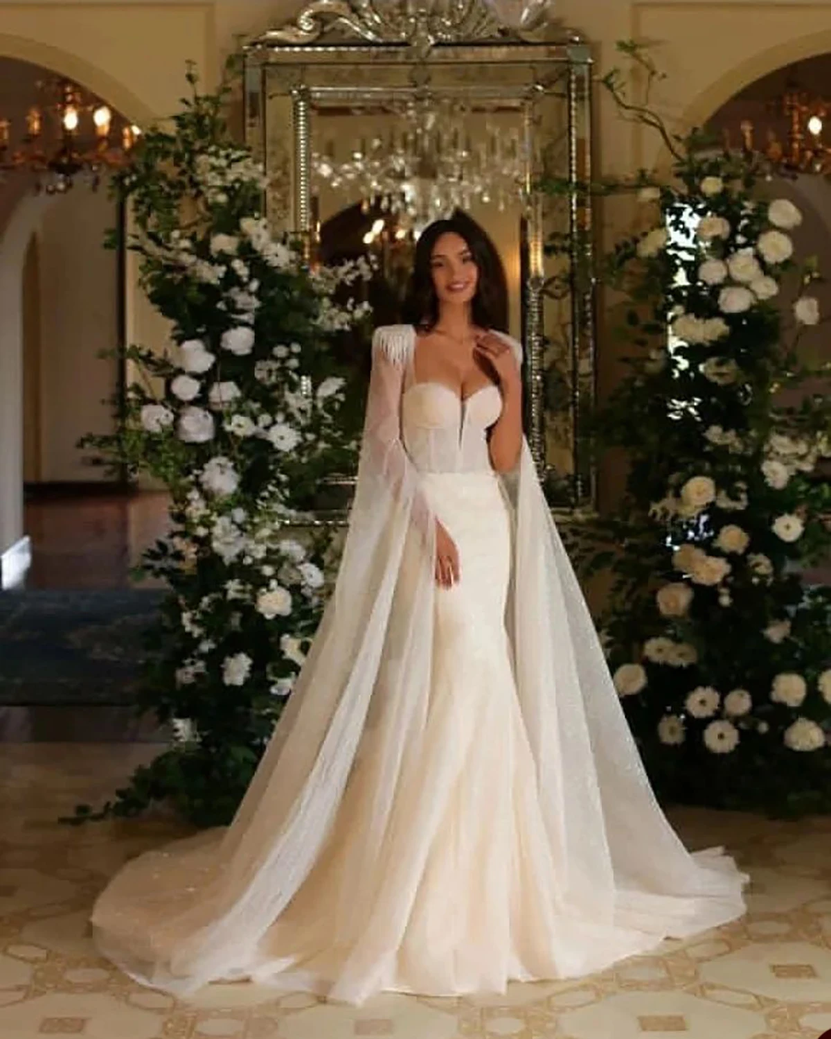 Luxury Mermaid Wedding Dresses Sweetheart Long Sleeves Tulle Bridal Gowns Custom Made Backless Sweep Train Robe De Mariee