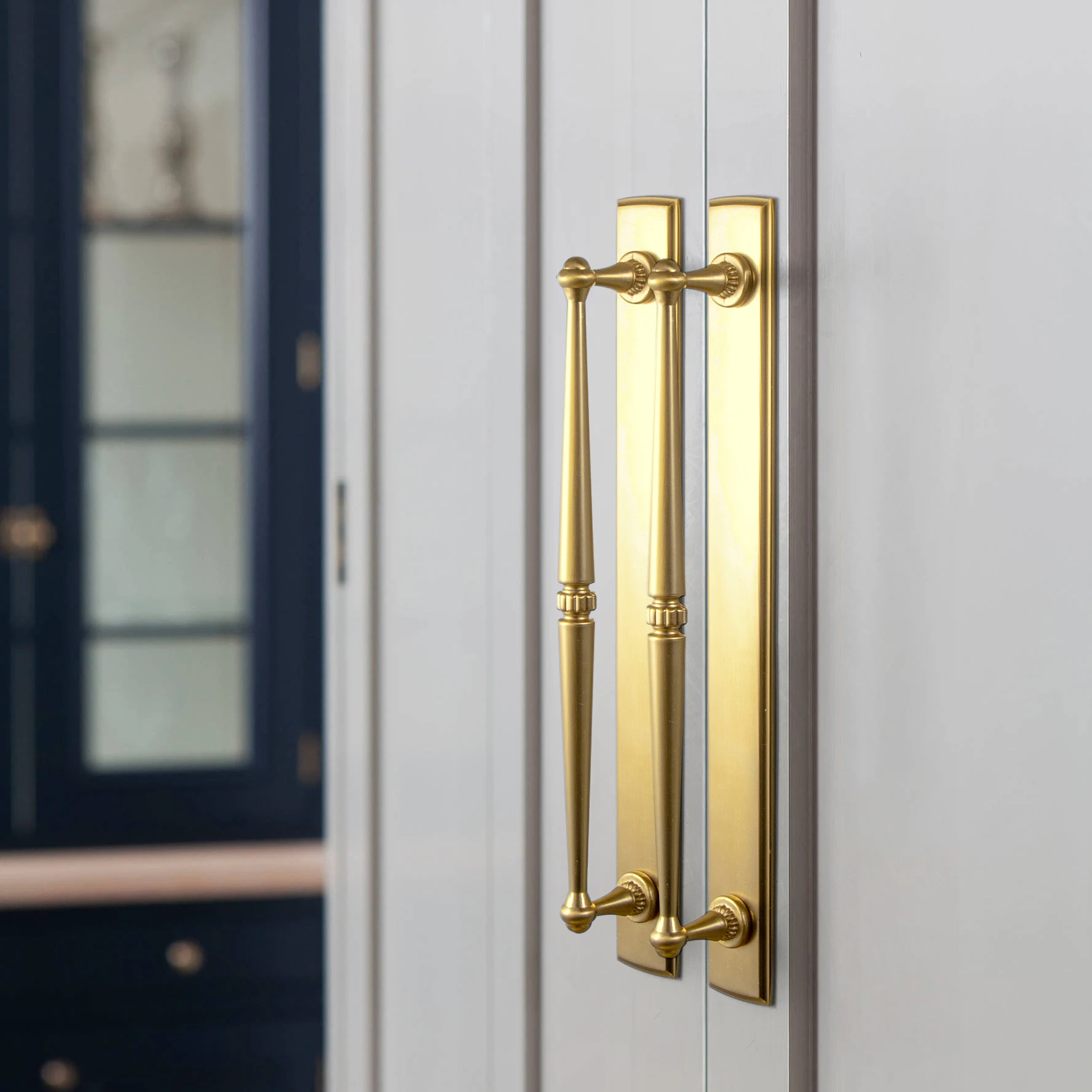 Goo-Ki มือจับตู้ทองเหลืองโบราณ - Furniture Hardware With Backplate บทวิจารณ์และราคา
