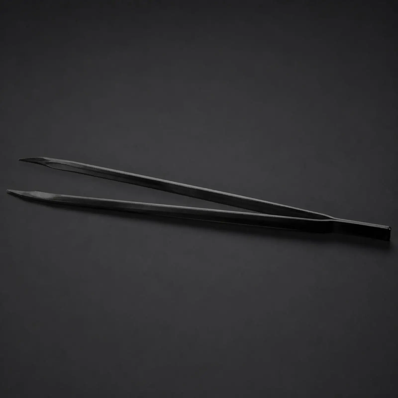 Soldering Tweezer with Tapered Ends Multipurpose Long-Reach Tweezer Clamp Stable Clipping Precision Brazing Clamp for Welders,