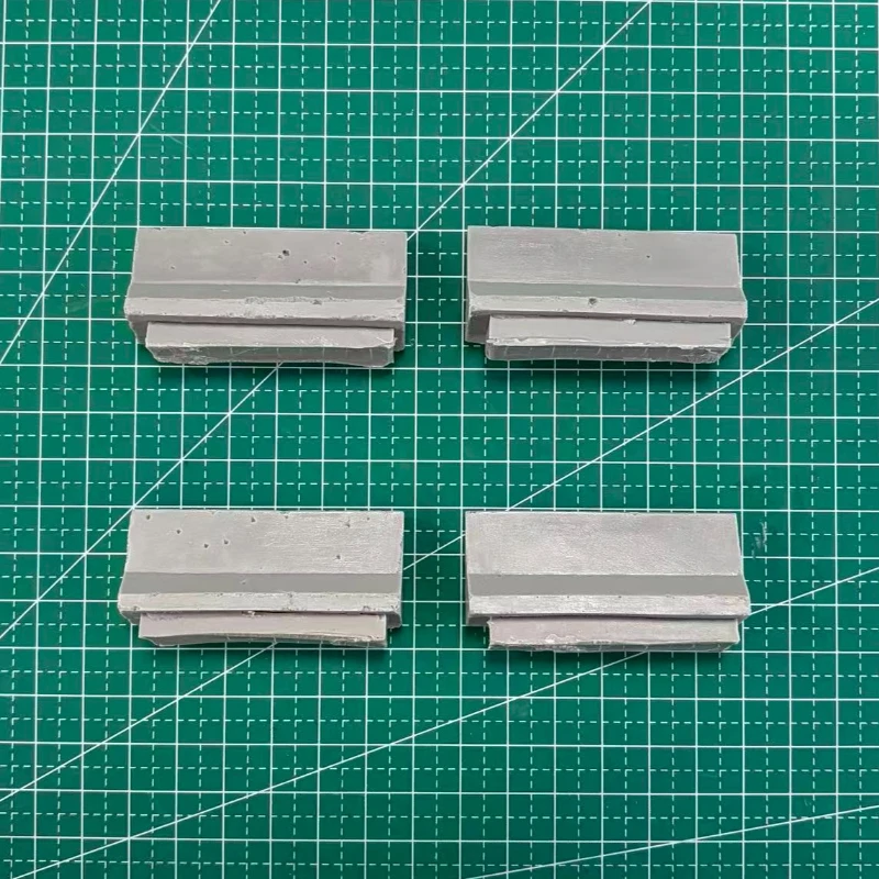 Modell aus Druckgussharz im Maßstab 1:35, zusammengebauter Bausatz, militärische Straßensperren (4 Stück), Szenenmodell, unmontiert, unbemalt