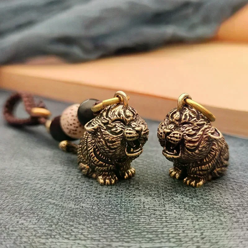 Metal Brass Tiger Key Chains DIY Hangings Jewelry Accessories Vintage Cute Animal Figurines Car Keyrings Pendants Children Gifts