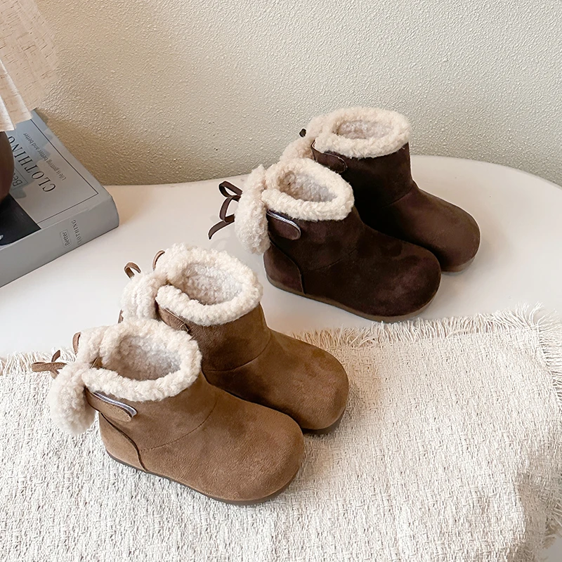 

Сапоги принцессы для девочек, детские короткие сапоги с бантом на спине, замшевые, теплые, с мягкой подошвой, новинка зимы 2025, детские ботильоны с круглым носком, милые