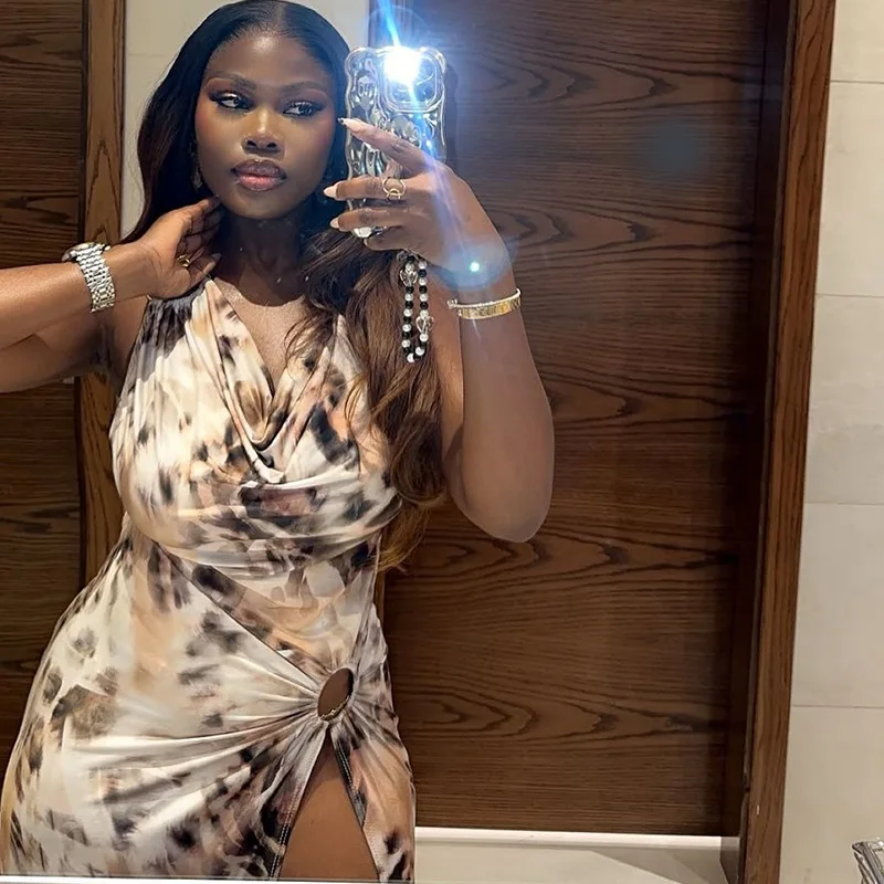 SKMY 2025 홀터넥 넥 이브닝 드레스 여성용 등이없는 하이 웨이스트 꽃 프린트 가운, 다목적 디자인의 우아한 하이 슬릿 맥시