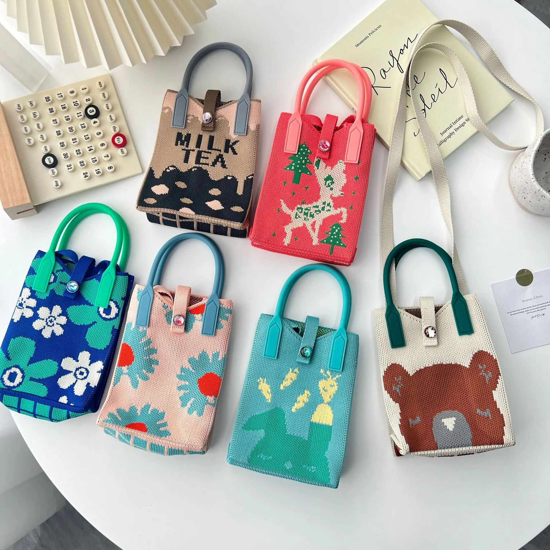 Knitted Phone Cross Shoulder Bag Korean Bear Floral Pattern Knitting Crossbody Bag Girls Women Reusable Shopping Bag Handbag